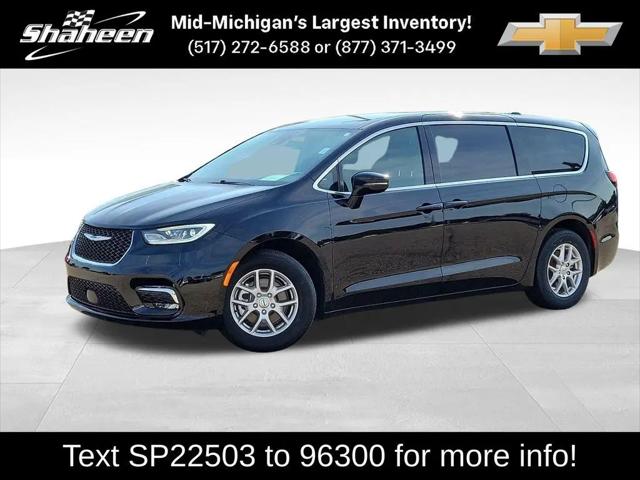 2025 Chrysler Pacifica Select for sale in Lansing, MI