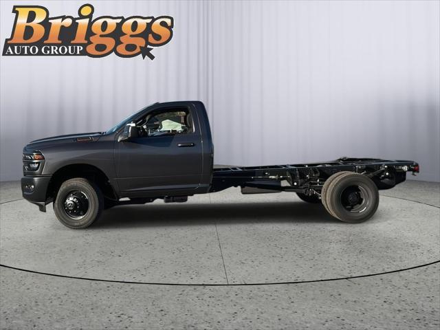 2026 RAM 3500 Chassis Tradesman/Big Horn