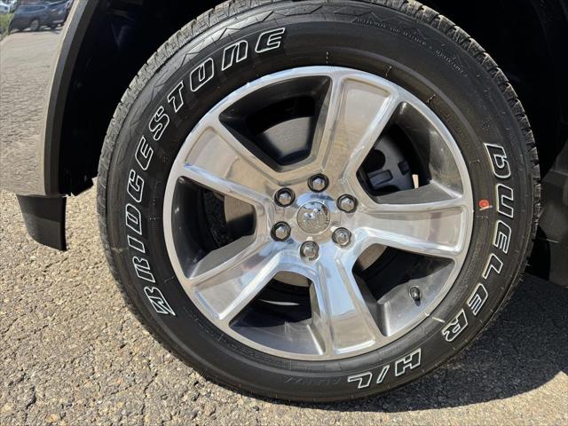 2026 Ram 1500 Tradesman Crew Cab 4x4 57 Box