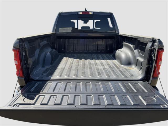 2026 Ram 1500 Tradesman Crew Cab 4x4 57 Box