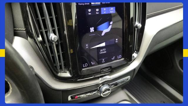 2021 Volvo XC60 R-Design