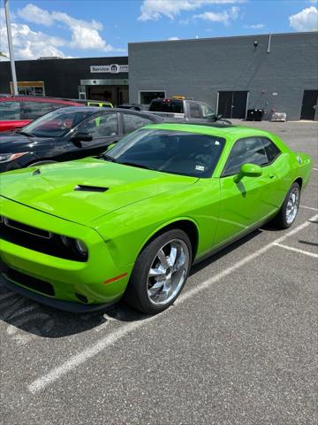 2017 Dodge Challenger SXT 2017 Dodge Challenger SXT