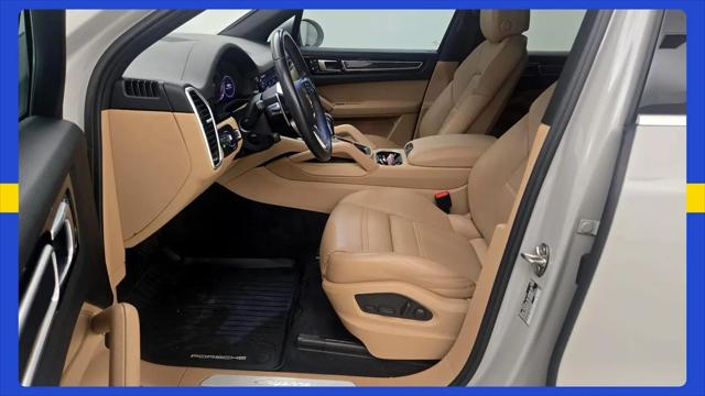 2022 Porsche Cayenne Cayenne