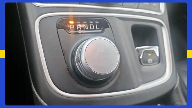 2016 Chrysler 200 C