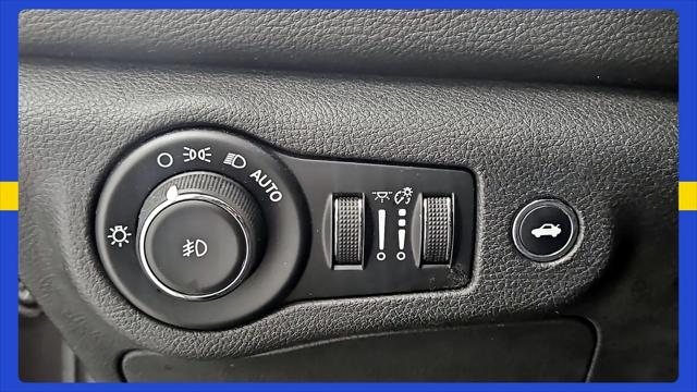 2016 Chrysler 200 C