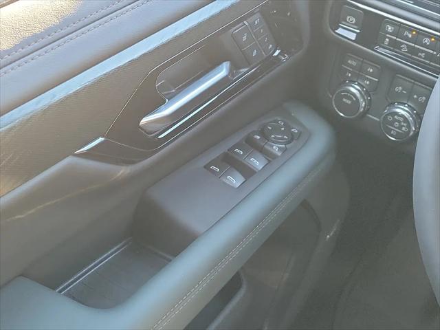 2026 GMC Yukon 4WD AT4