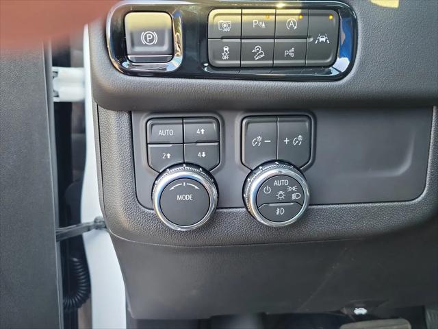 2026 GMC Yukon 4WD AT4