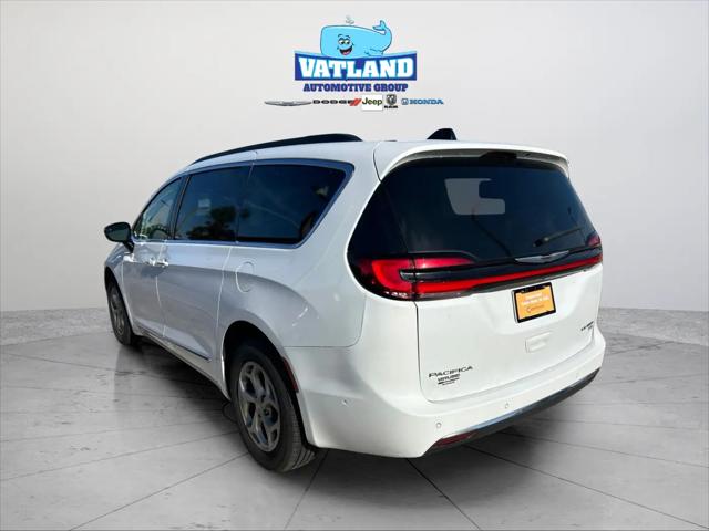 2023 Chrysler Pacifica Limited AWD
