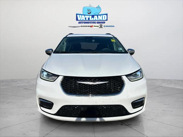 2023 Chrysler Pacifica Limited AWD