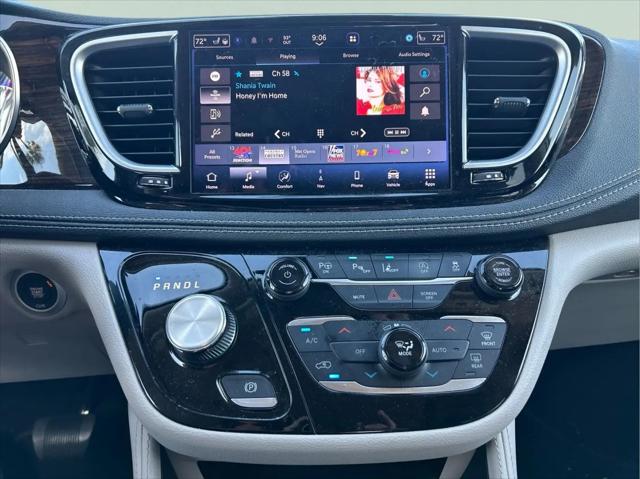 2023 Chrysler Pacifica Limited AWD
