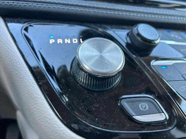 2023 Chrysler Pacifica Limited AWD