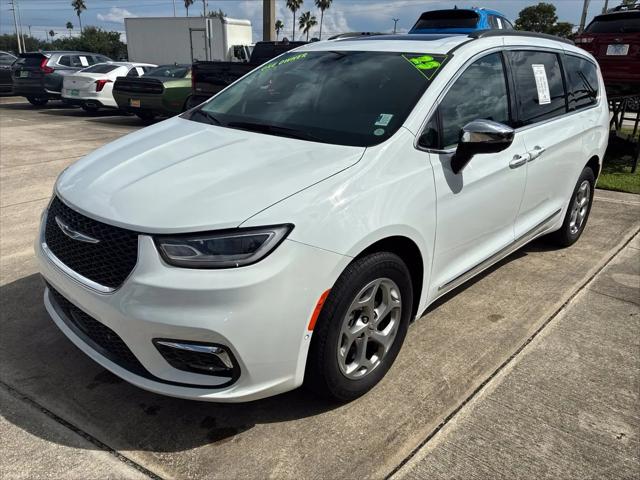 2023 Chrysler Pacifica Limited AWD for sale in Vero Beach, FL