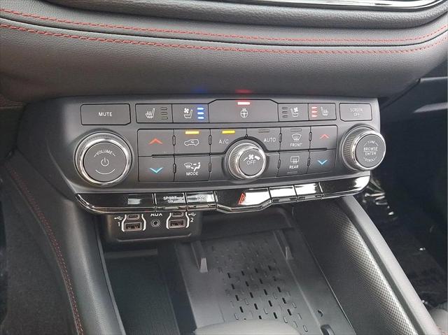 2026 Dodge Durango GT Plus AWD HEMI V8