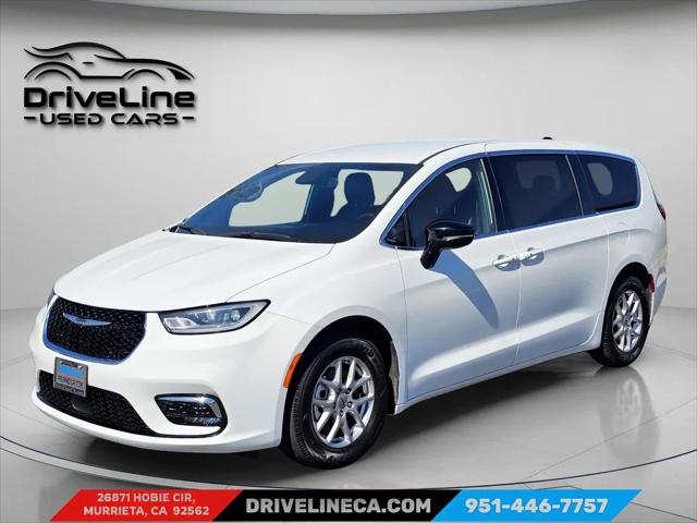 2025 Chrysler Pacifica Select for sale in Murrieta, CA