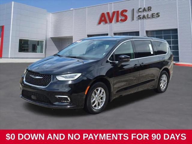 2025 Chrysler Pacifica Select for sale in Tampa, FL