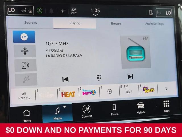 2025 Chrysler Pacifica Select