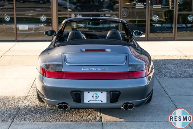 2004 Porsche 911 Carrera 4S