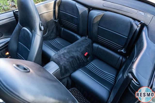 2004 Porsche 911 Carrera 4S