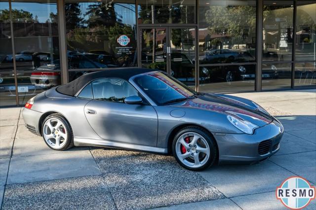 2004 Porsche 911 Carrera 4S