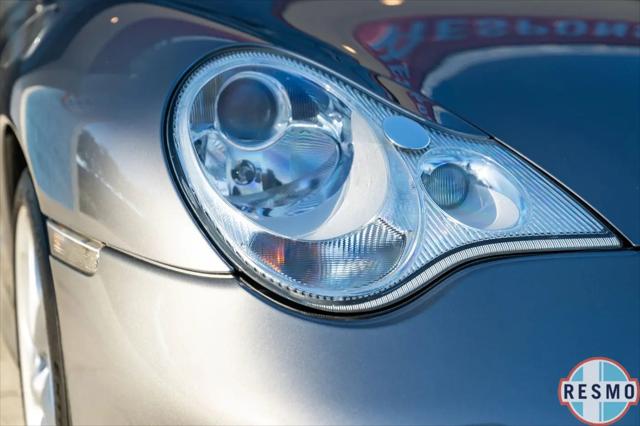 2004 Porsche 911 Carrera 4S