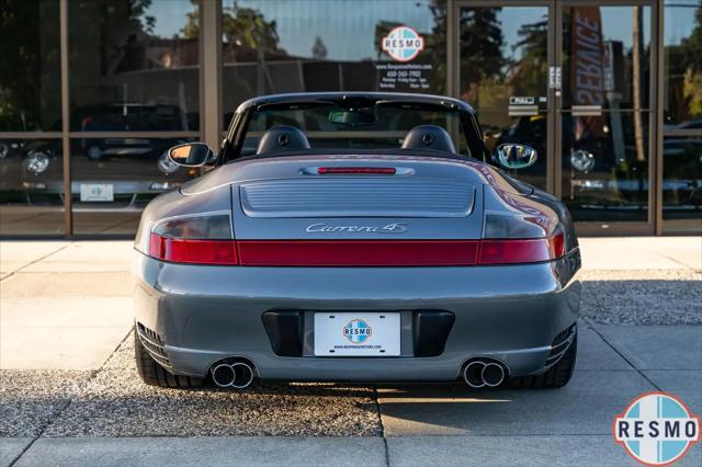 2004 Porsche 911 Carrera 4S