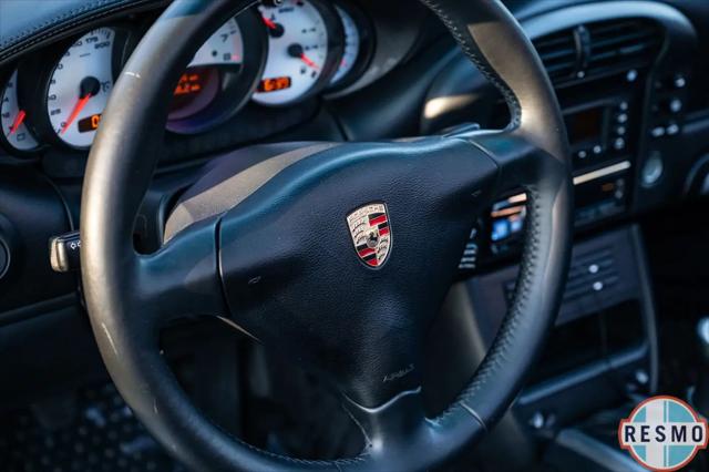 2004 Porsche 911 Carrera 4S