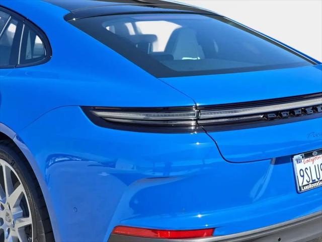 2025 Porsche Panamera Panamera