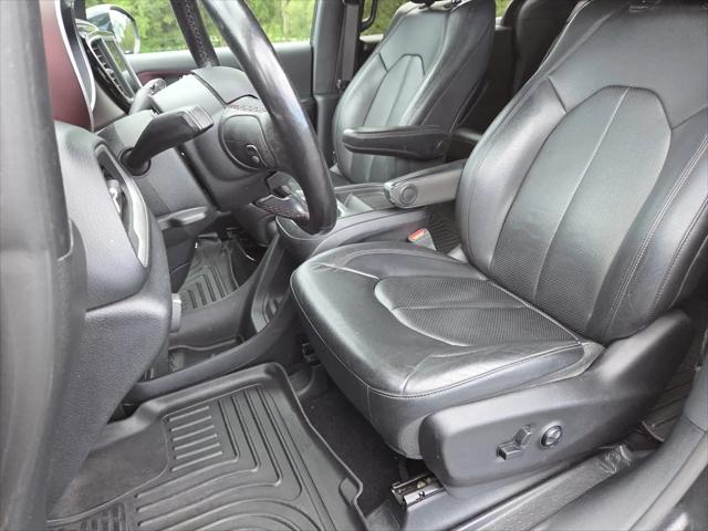 2020 Chrysler Pacifica 35th Anniversary Touring L