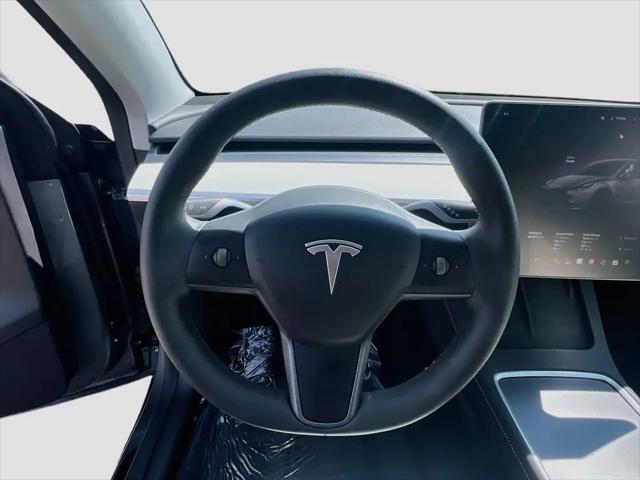 2025 Tesla Model Y Long Range Dual Motor Rear-Wheel Drive