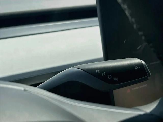 2025 Tesla Model Y Long Range Dual Motor Rear-Wheel Drive