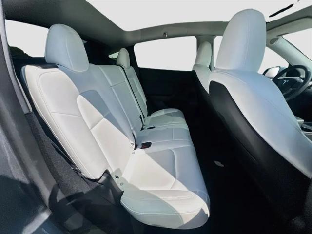 2025 Tesla Model Y Long Range Dual Motor Rear-Wheel Drive