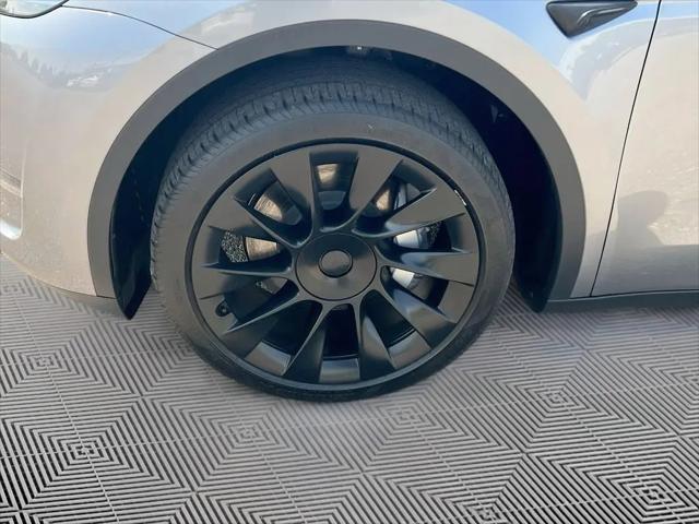 2025 Tesla Model Y Long Range Dual Motor Rear-Wheel Drive