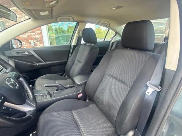 2012 Mazda Mazda3 i Touring