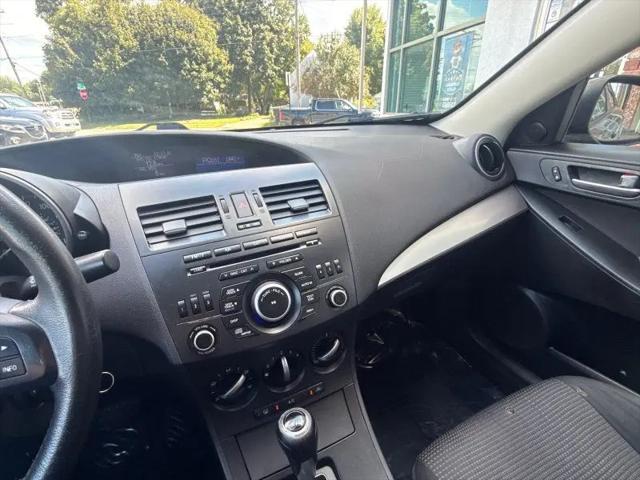 2012 Mazda Mazda3 i Touring