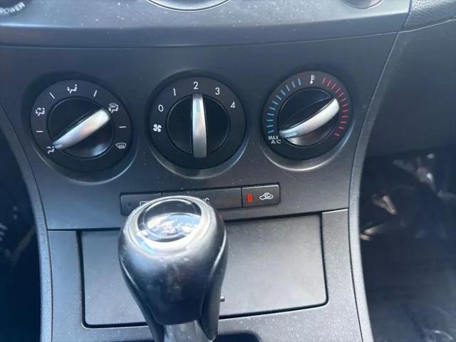 2012 Mazda Mazda3 i Touring