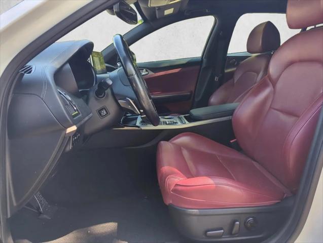 2021 Kia Stinger GT1