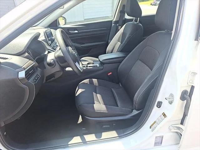 2025 Nissan Altima SV FWD