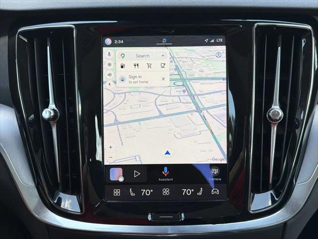 2024 Volvo S60 B5 Core Dark Theme