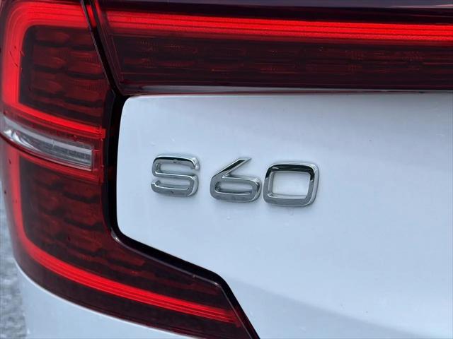 2024 Volvo S60 B5 Core Dark Theme