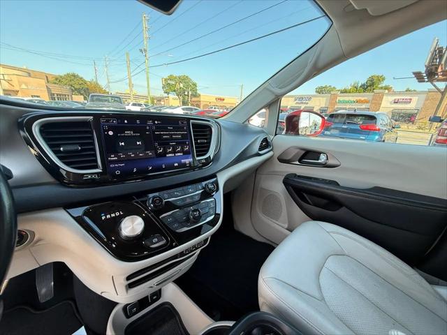 2021 Chrysler Pacifica Touring L