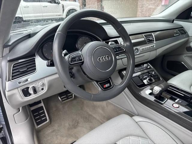 2015 Audi S8 4.0T