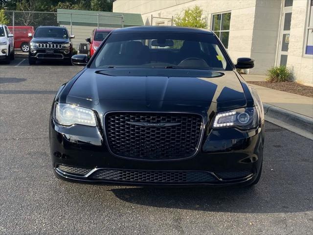 2021 Chrysler 300 Touring