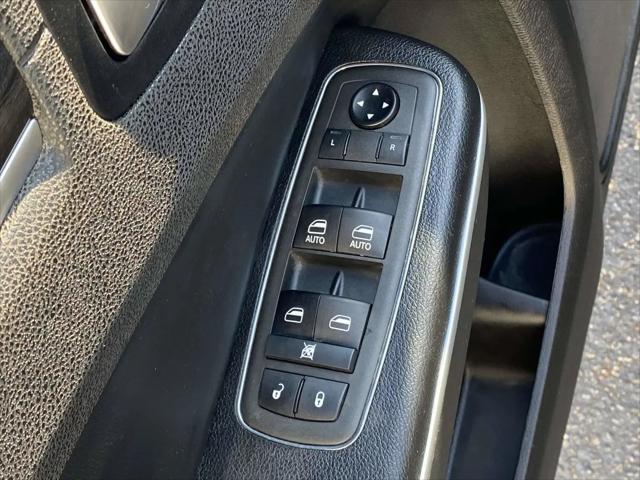 2021 Chrysler 300 Touring