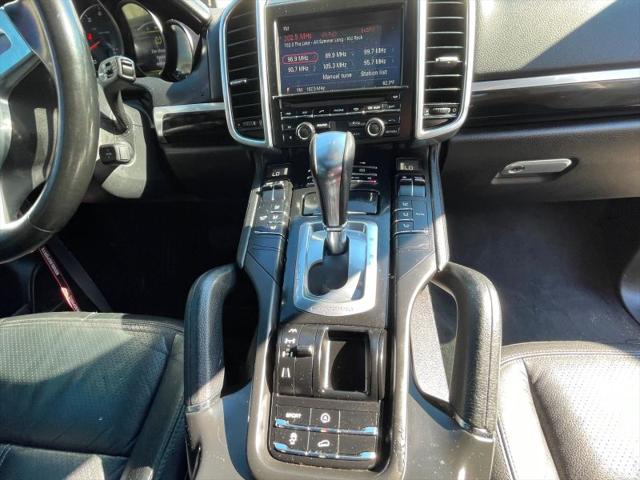 2011 Porsche Cayenne Base