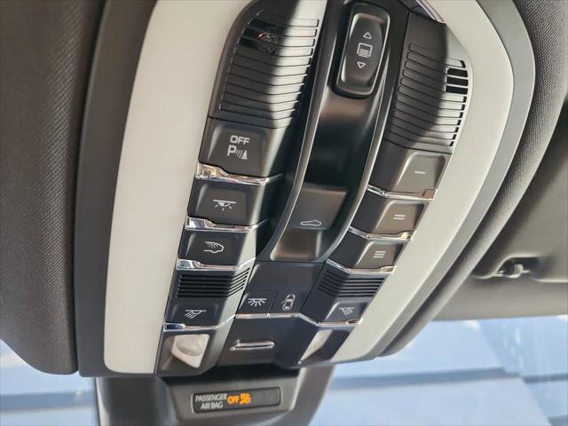 2024 Porsche Macan Macan