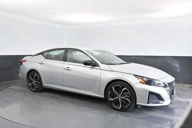 2024 Nissan Altima SR FWD