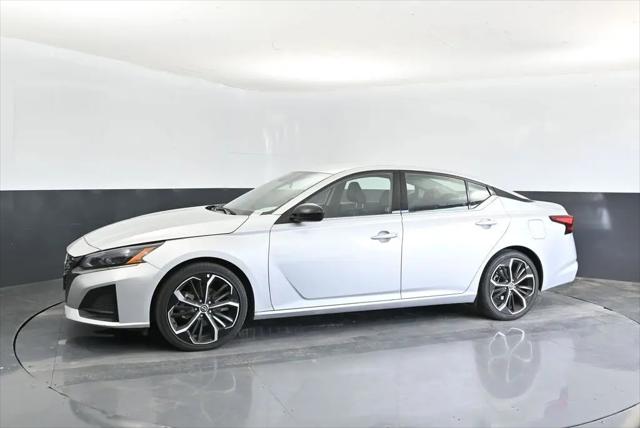 2024 Nissan Altima SR FWD