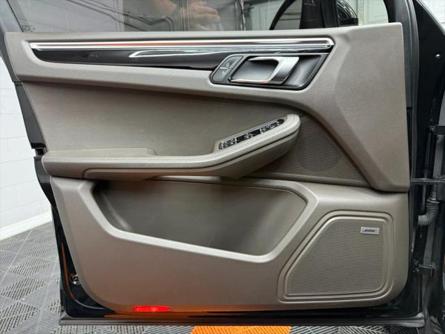 2019 Porsche Macan Base
