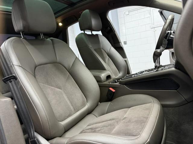 2019 Porsche Macan Base