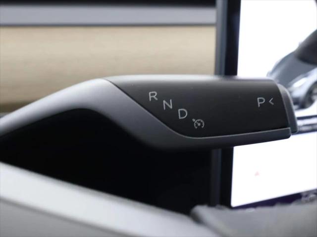 2021 Tesla Model 3 Standard Range Plus Rear-Wheel Drive